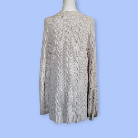 Jeanne Pierre Cable Knit Pocketed Tunic Sweater - Picture 4 of 5